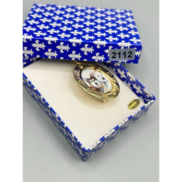 JJ Brooch Woof Woof Dog Photo Frame Brooch Display Picture Holder Pin Gold Tone - Picture 7 of 7